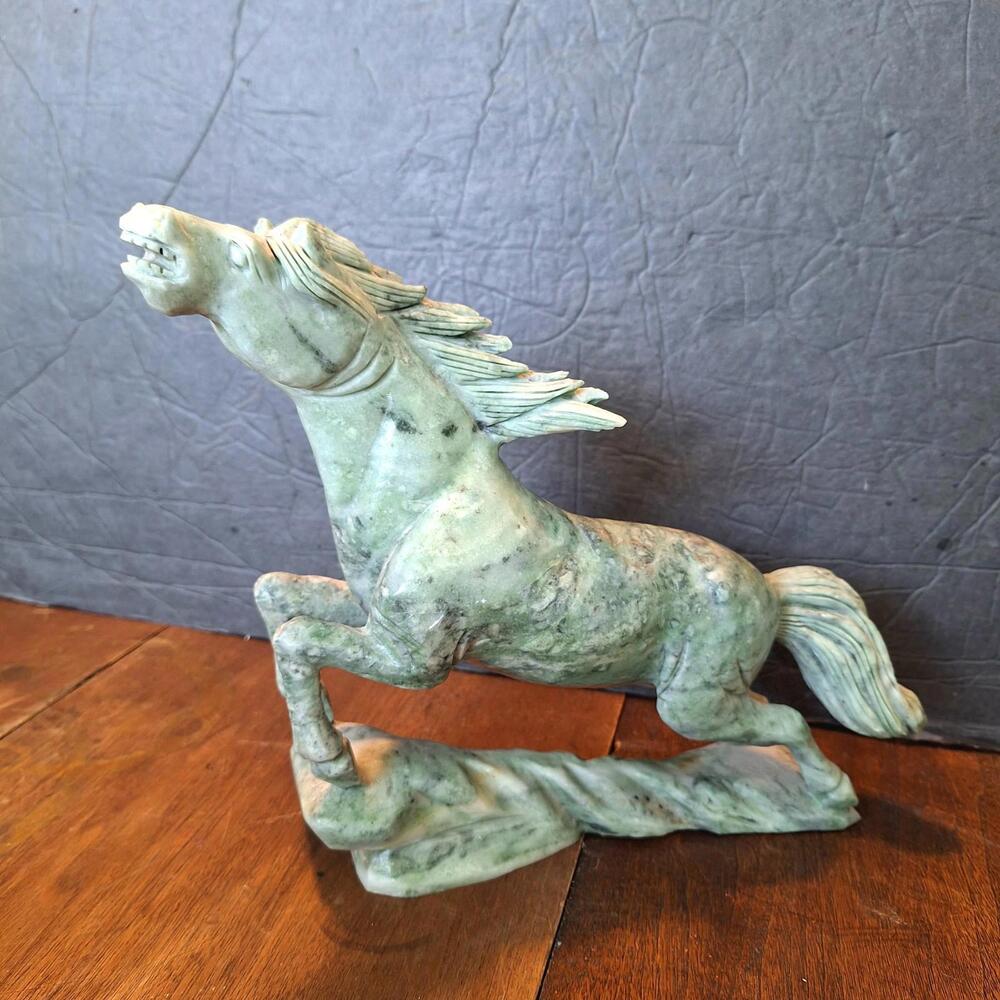 VTG Hand Carved Wild Horse/Stallion Statue Green Marble/Jade 12"L X 9"H X 3"W